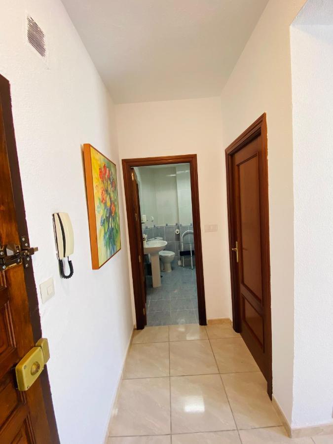 פואנגירולה Los Boliches Apartment מראה חיצוני תמונה