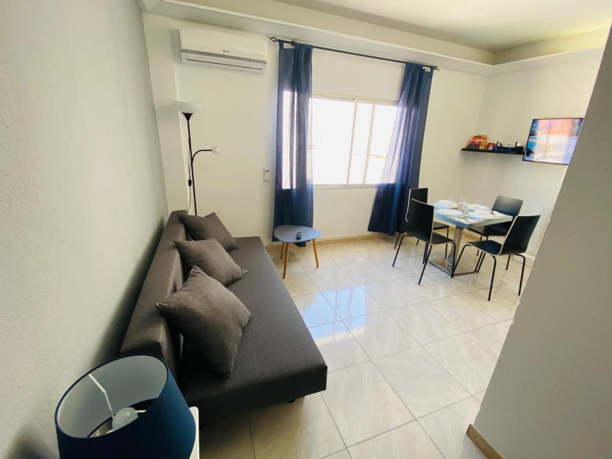 פואנגירולה Los Boliches Apartment מראה חיצוני תמונה